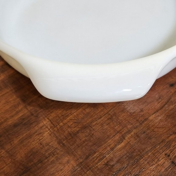 Vintage Anchor Hocking Fire King Candle Glow 9 in Cake Pan - Picture 7 of 7